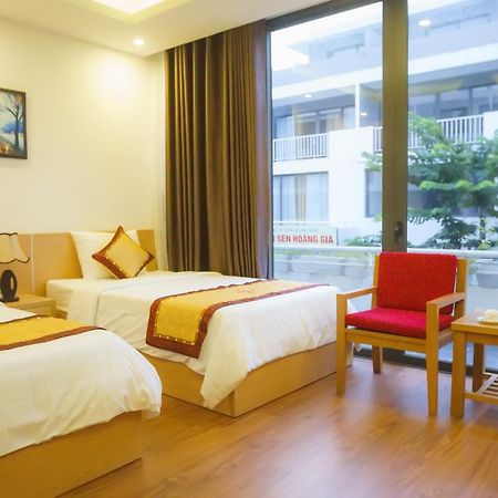 Ruby Hotel Ha Long Esterno foto
