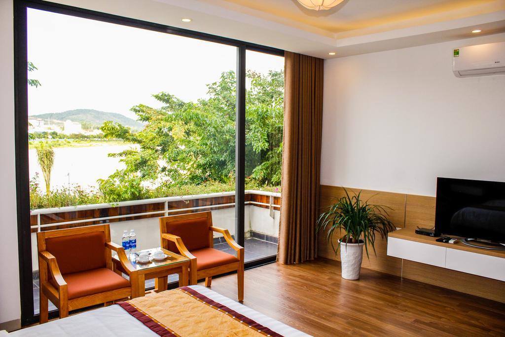 Ruby Hotel Ha Long Esterno foto
