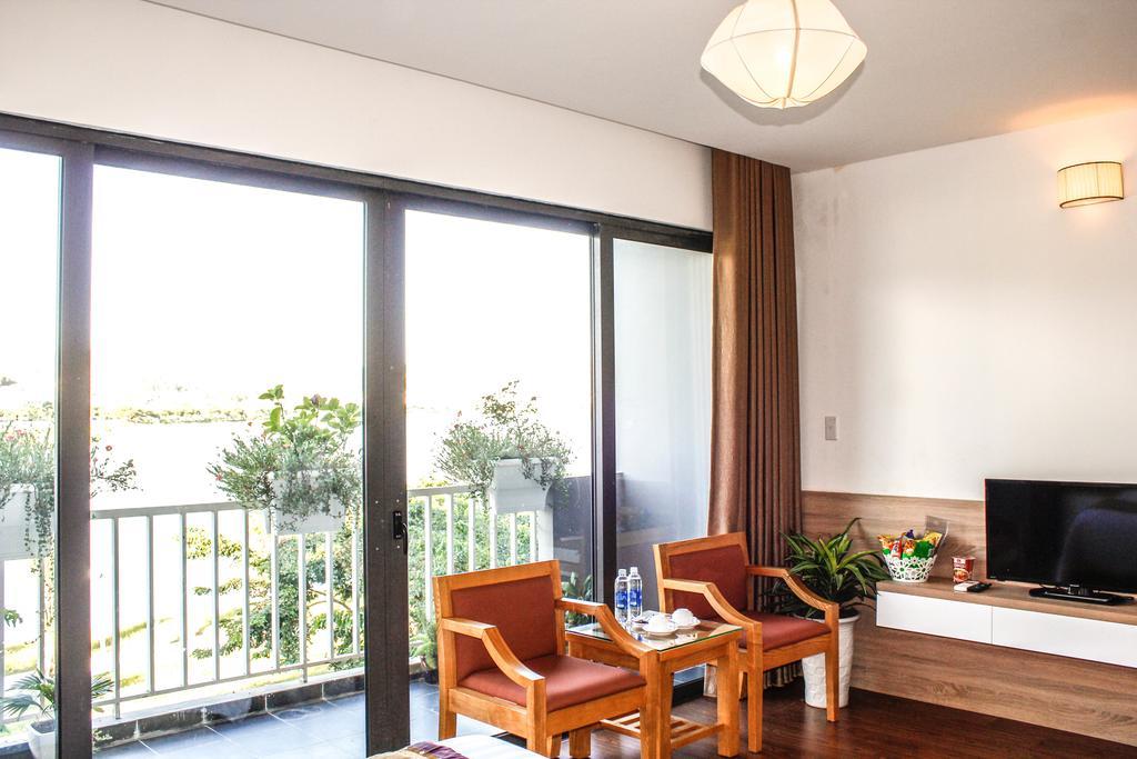 Ruby Hotel Ha Long Esterno foto