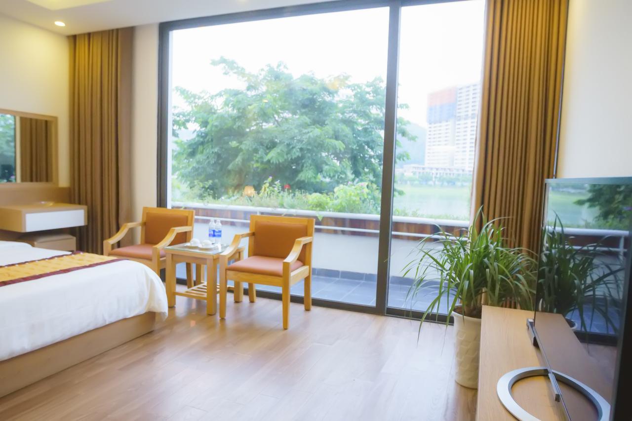 Ruby Hotel Ha Long Esterno foto